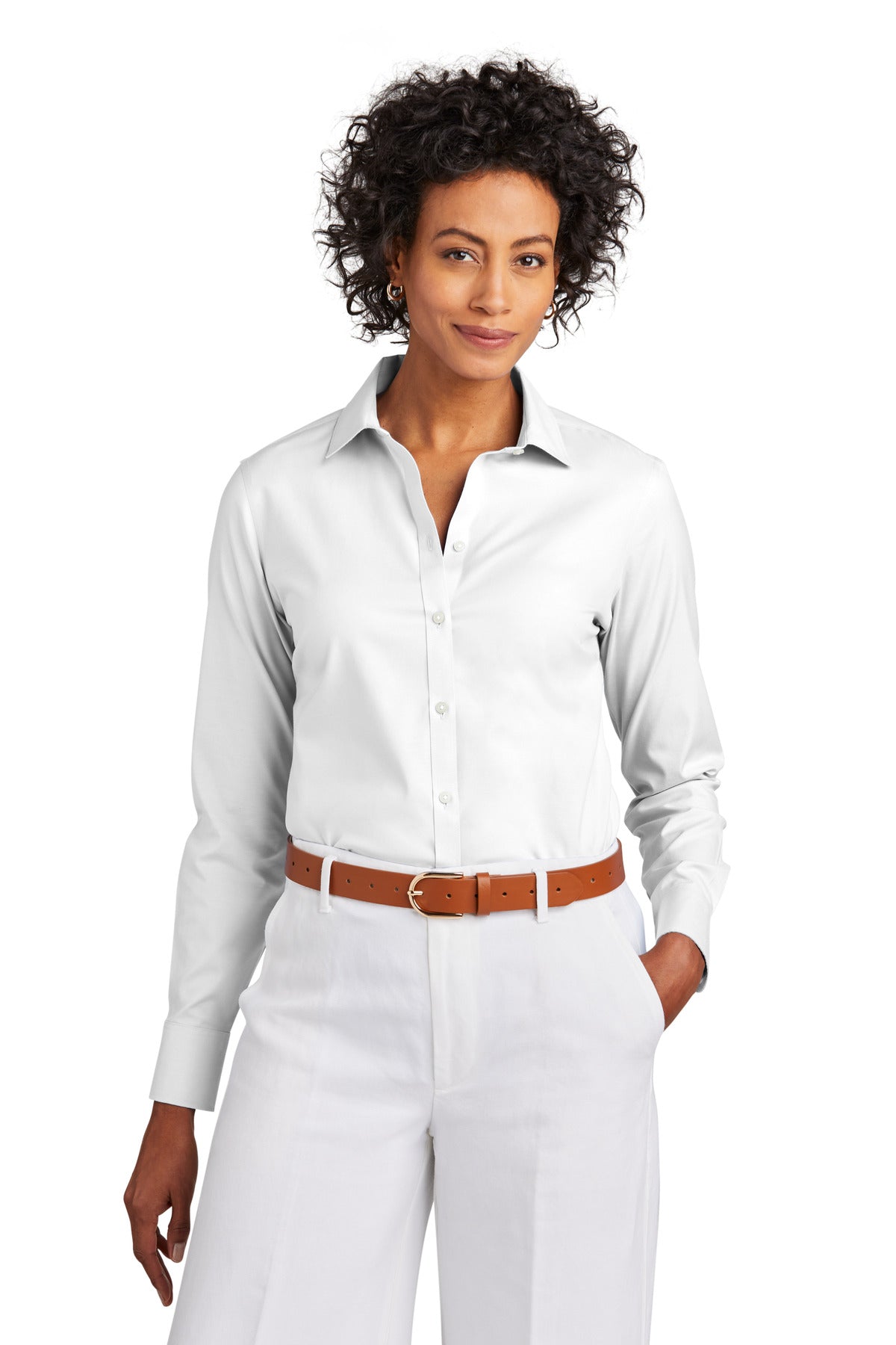 This iconic dress shirt combines a little bit of stretch wit - White