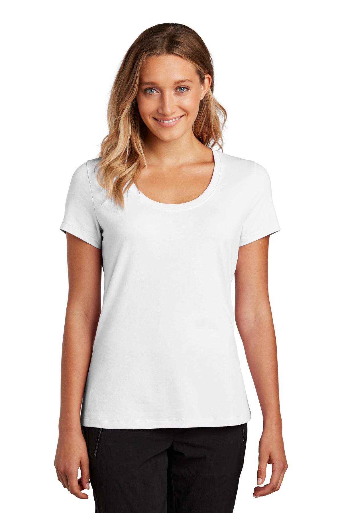 A hint of stretch. All-day comfort. 4.3-ounce 57/38/5 combed - White