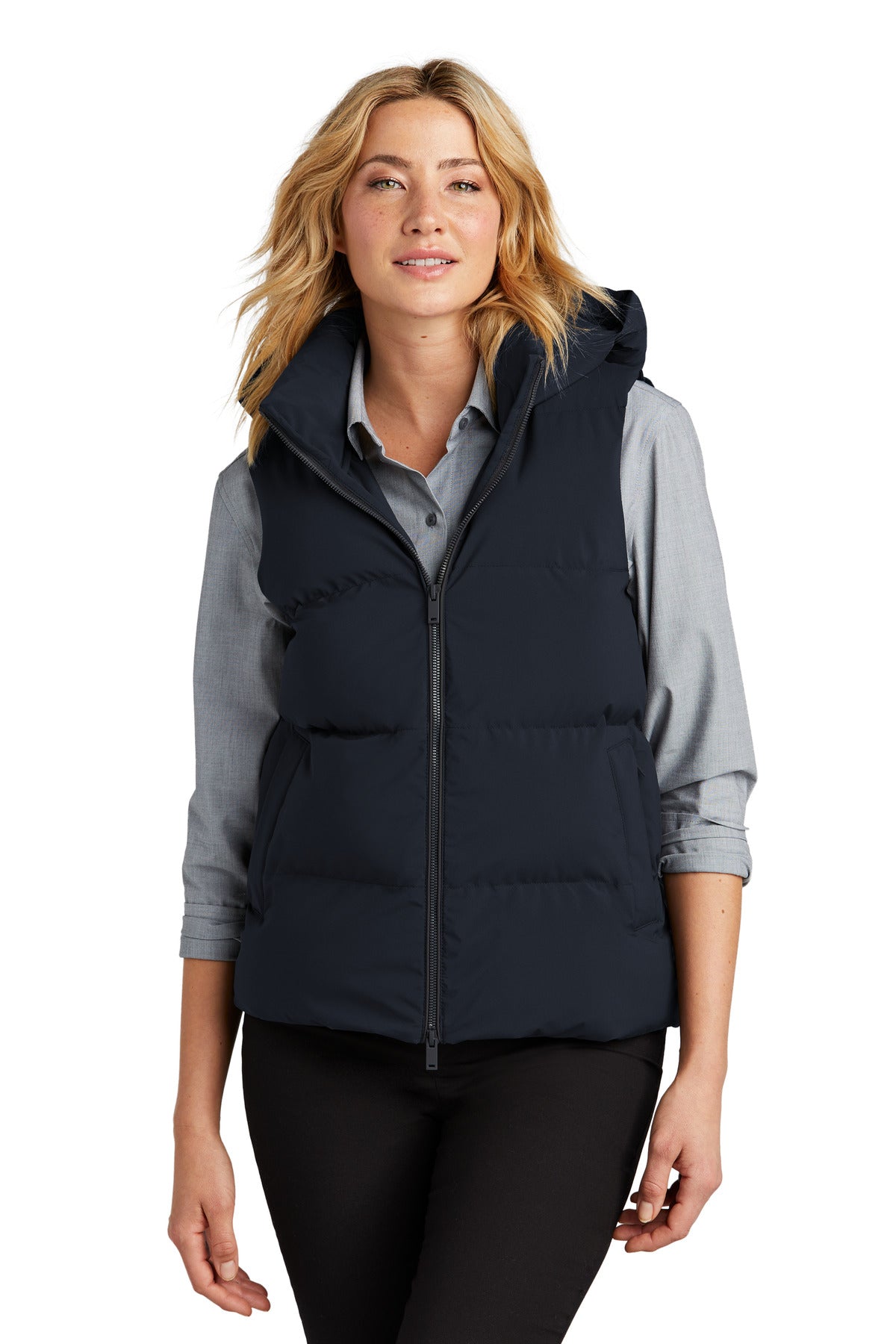 With a design that easily transitions from office to street - Night Navy