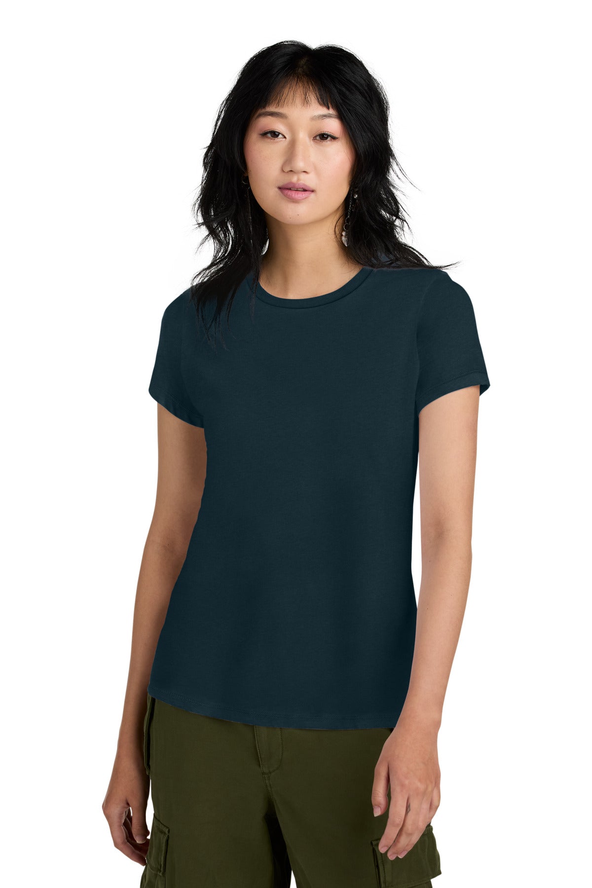An effortless perfect tee for everyday wear. 4.3-ounce 100%  - New Navy