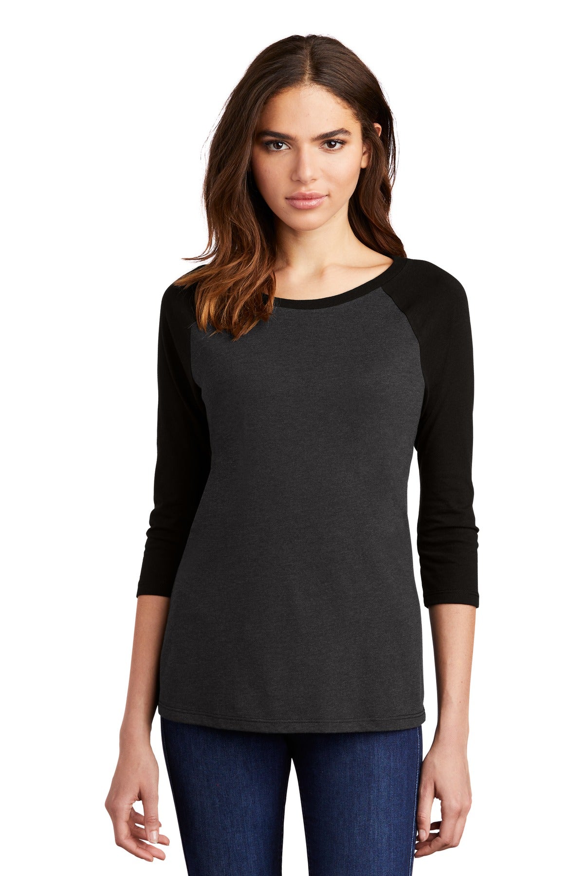 A classic raglan perfectly created with tri-blend yarns. 4.5 - Black/ Black Frost