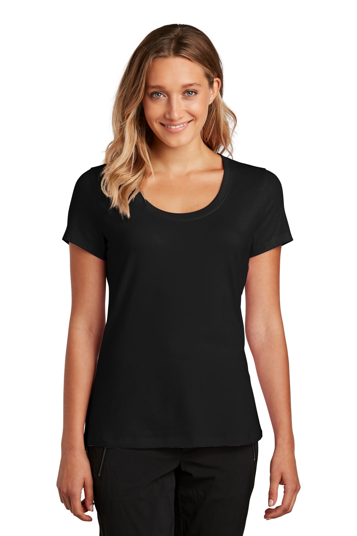 A hint of stretch. All-day comfort. 4.3-ounce 57/38/5 combed - Black