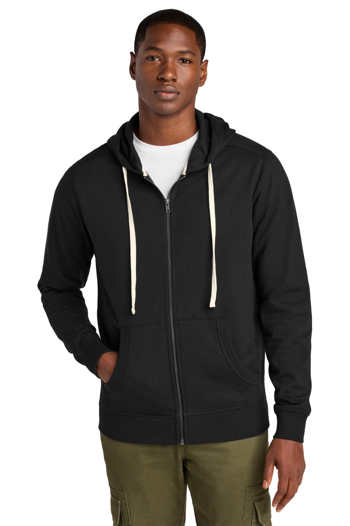 Our most sustainable fleece yet. District Re-Fleece breathes - Black