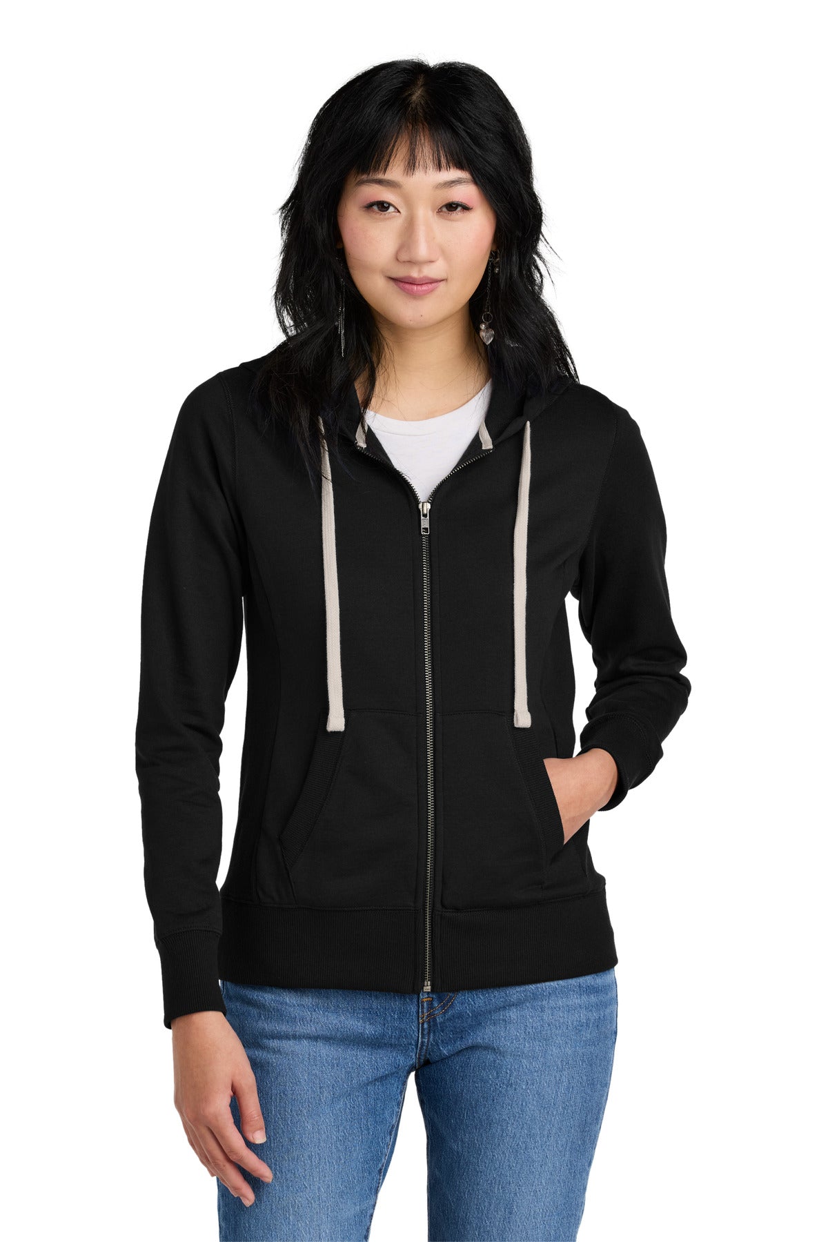 Our most sustainable fleece yet. District Re-Fleece breathes - Black