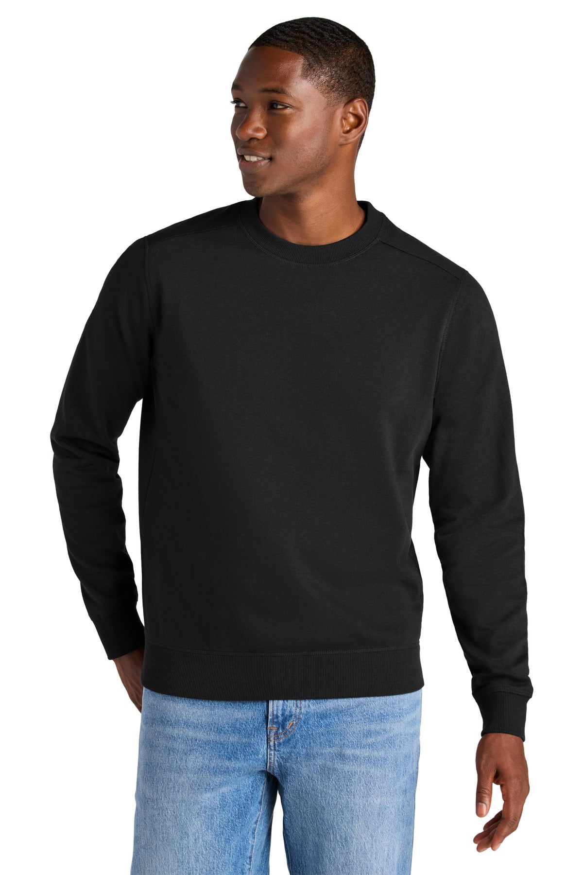 Our most sustainable fleece yet. District Re-Fleece breathes - Black