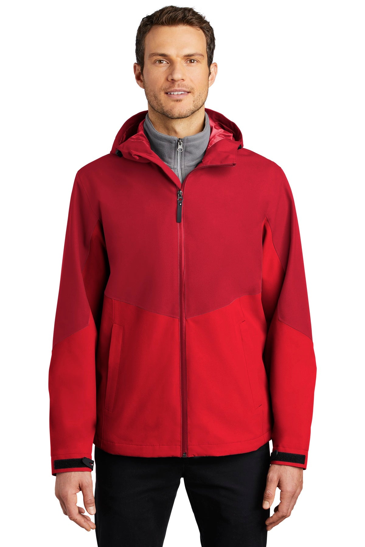 Don't let its lightweight appearance fool you. This waterpro - Sangria/ True Red