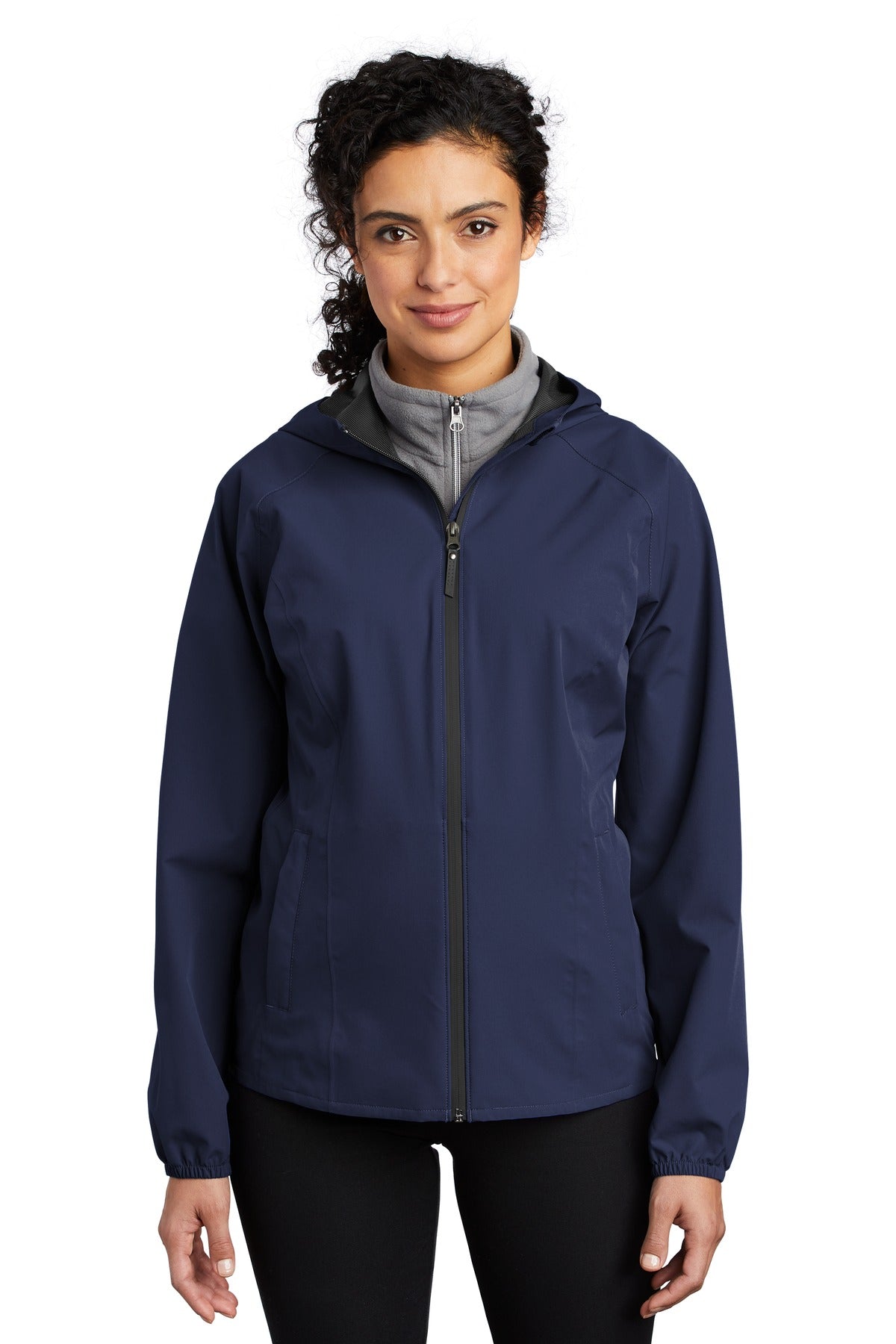 A year-round must-have this fully seam-sealed 8K/5K waterpro - True Navy