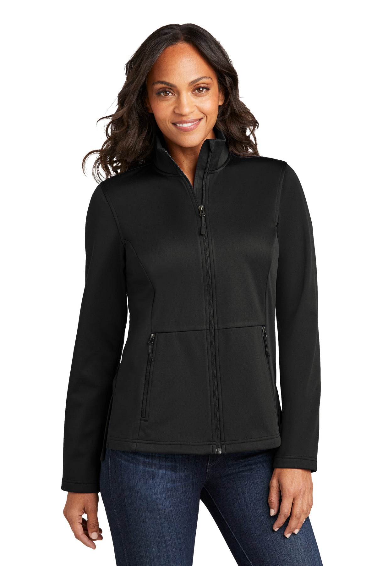With supple 4-way stretch for easy mobility this soft shell  - Deep Black
