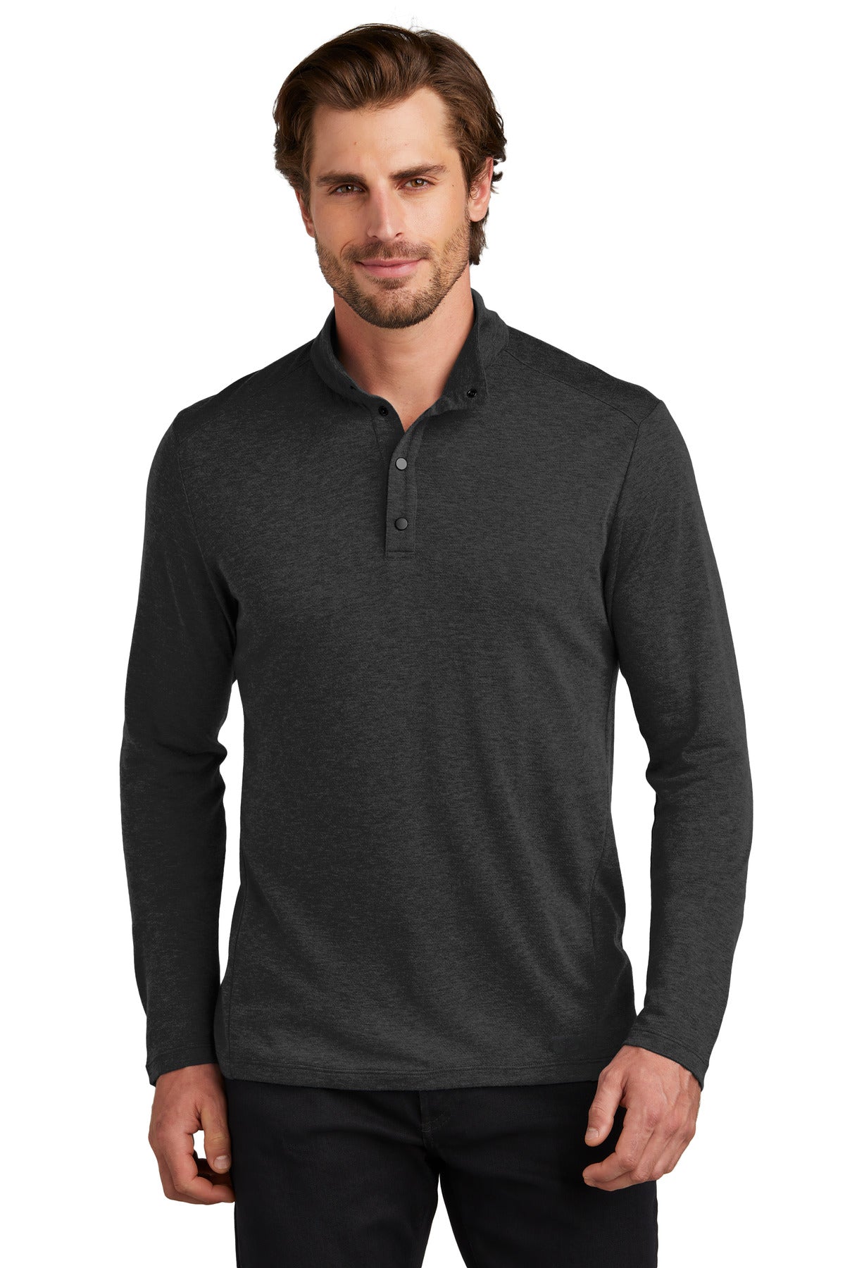 Take command of your layering options in this 1/4-snap that  - Blacktop